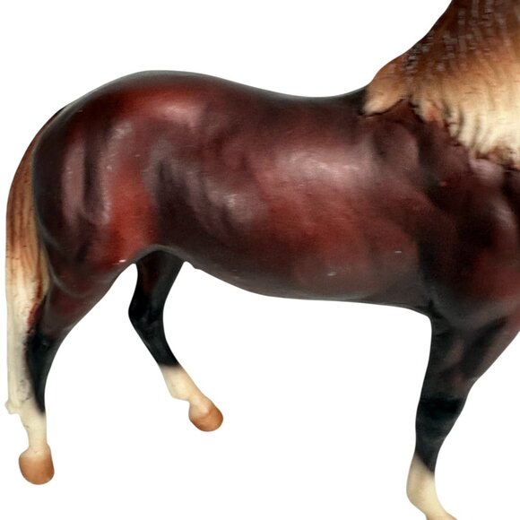 Breyer Horse #918 Promenade Chestnut Andalusian Legionario - Picture 2 of 15